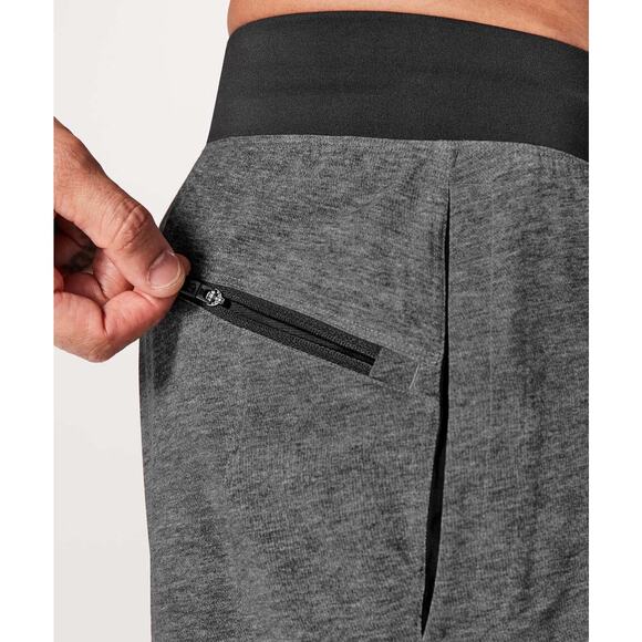 Lululemon T.H.E. Short *Linerless 7" M - Picture 9 of 9